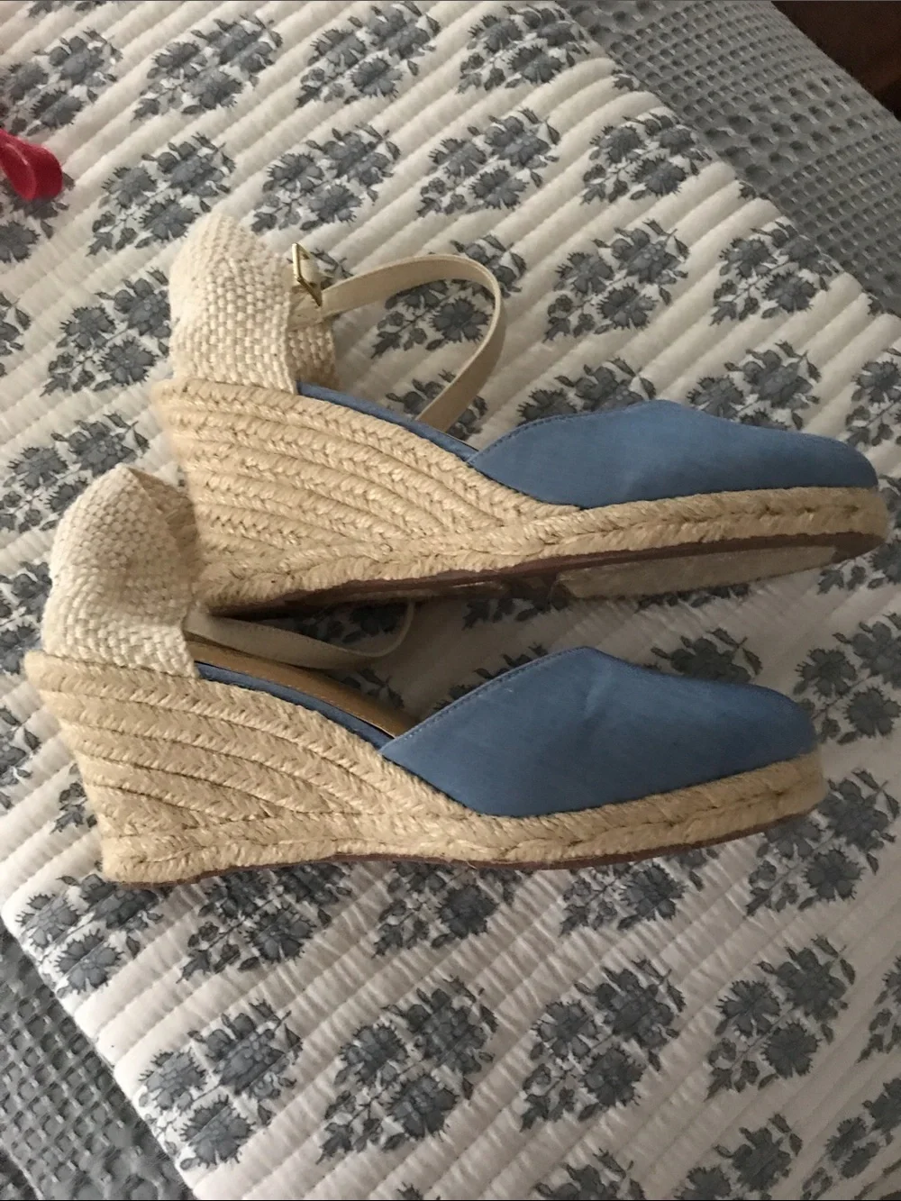 J. Crew pair crew